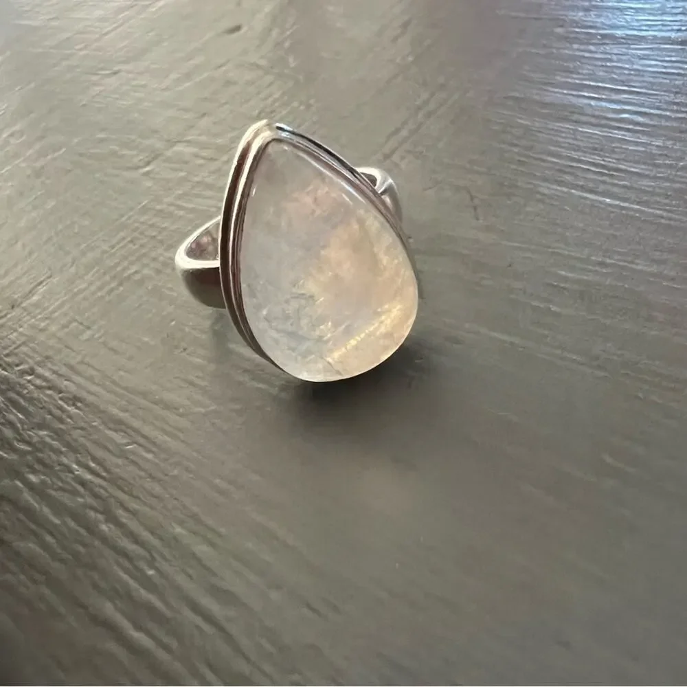 925 Sterling Silver Moonstone Ring Size 6